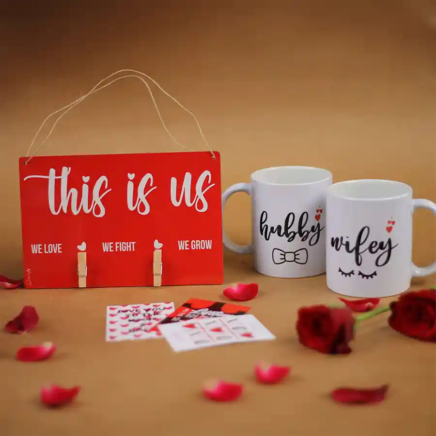 Love's Embrace Valentine's Gift Set with ceramic mugs, clip frame, and Valentine notes for romantic celebrations.