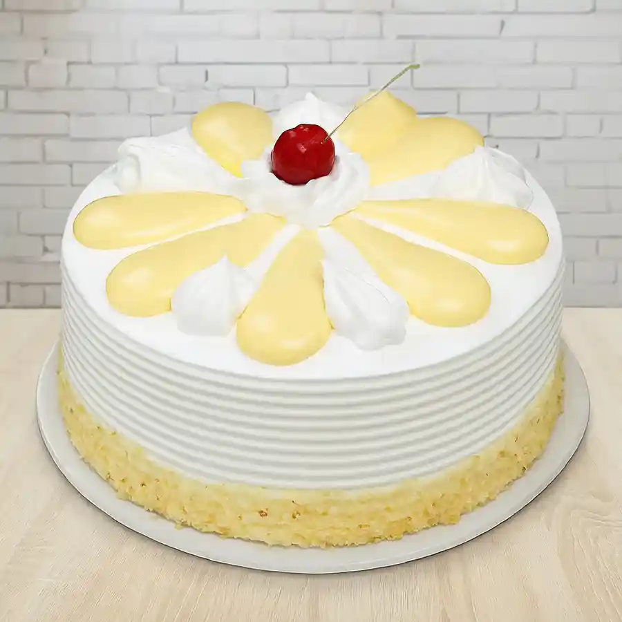 Exceptional 1 Kg Vanilla Cake from 3/4 Star Bakery, perfect for gifting on special occasions.