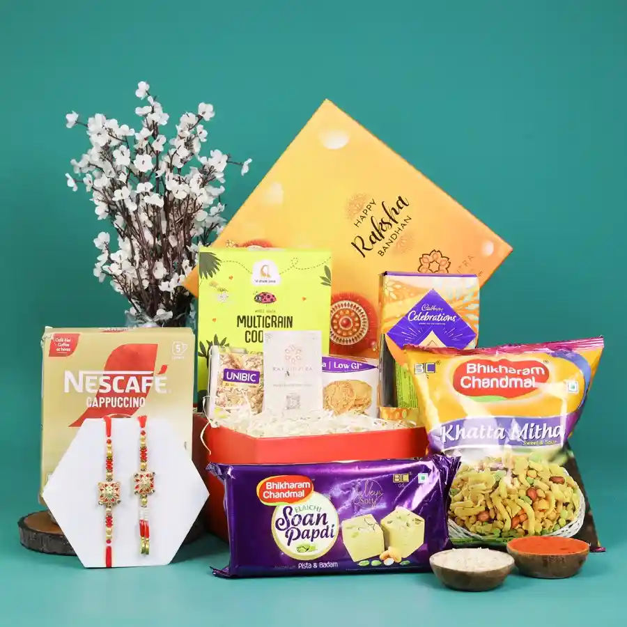 Tasteful Rakhi Gift Box for Siblings