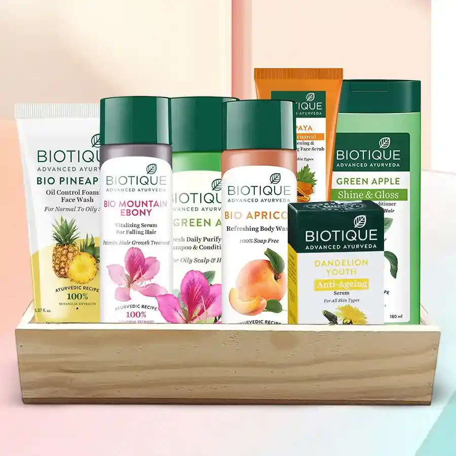 Wonderful Biotique Organic Spa Hamper featuring natural skincare and haircare products in a reusable wooden tray