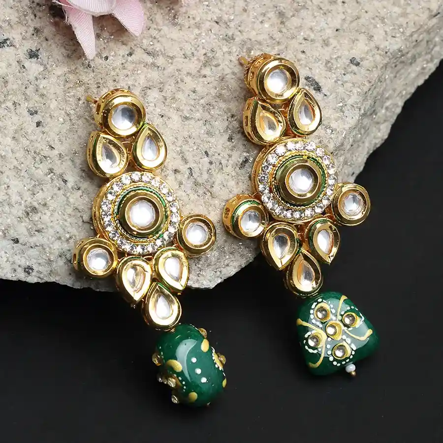 Traditional Kundan Earrings Set