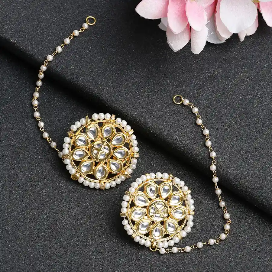 Elegant Kundan Studs Sparkle