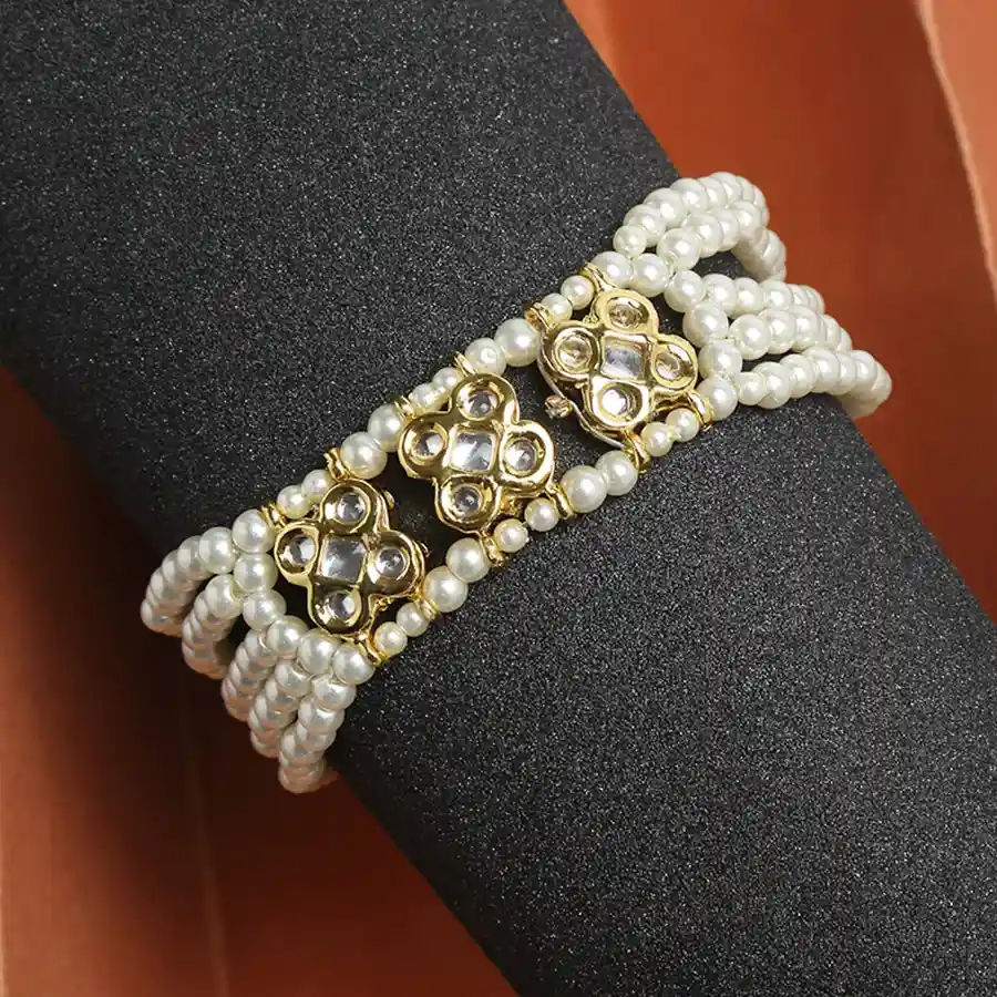 Radiant Kundan N Pearl Bracelet