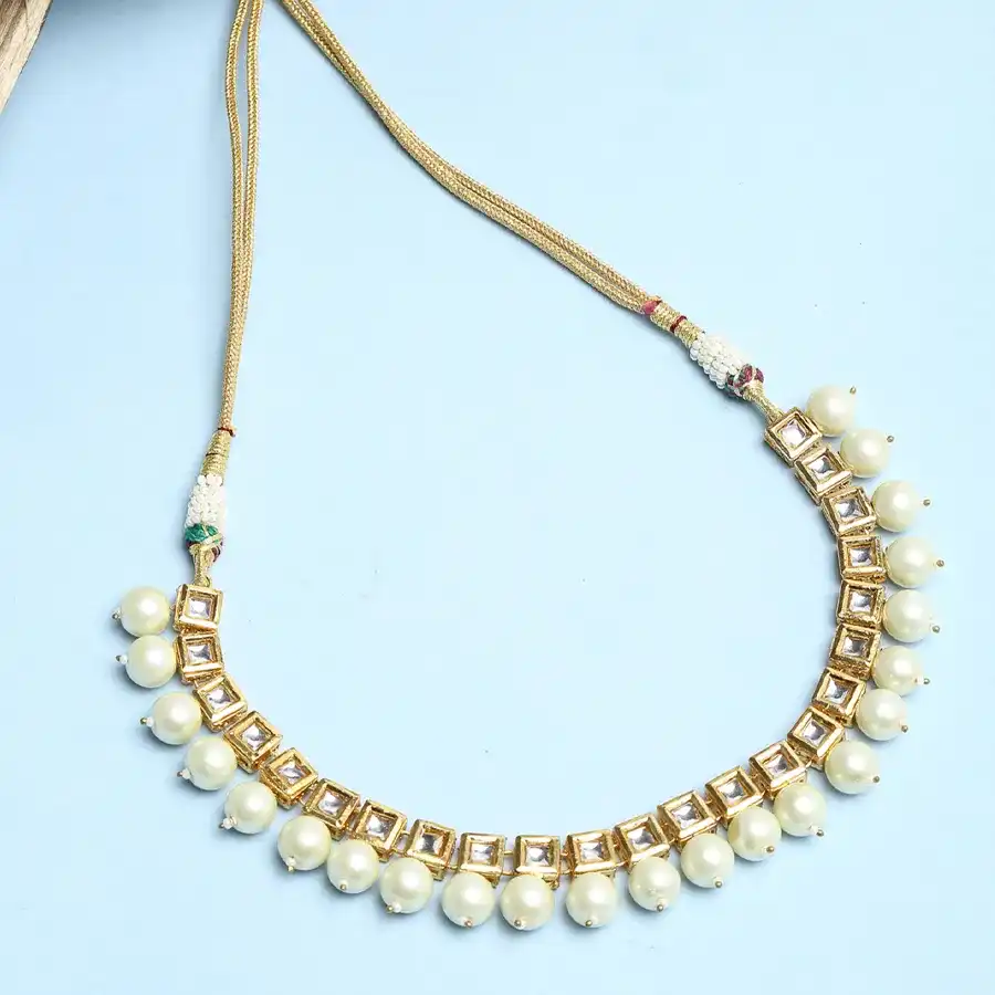 Stunning Kundan Pearl Neckpiece