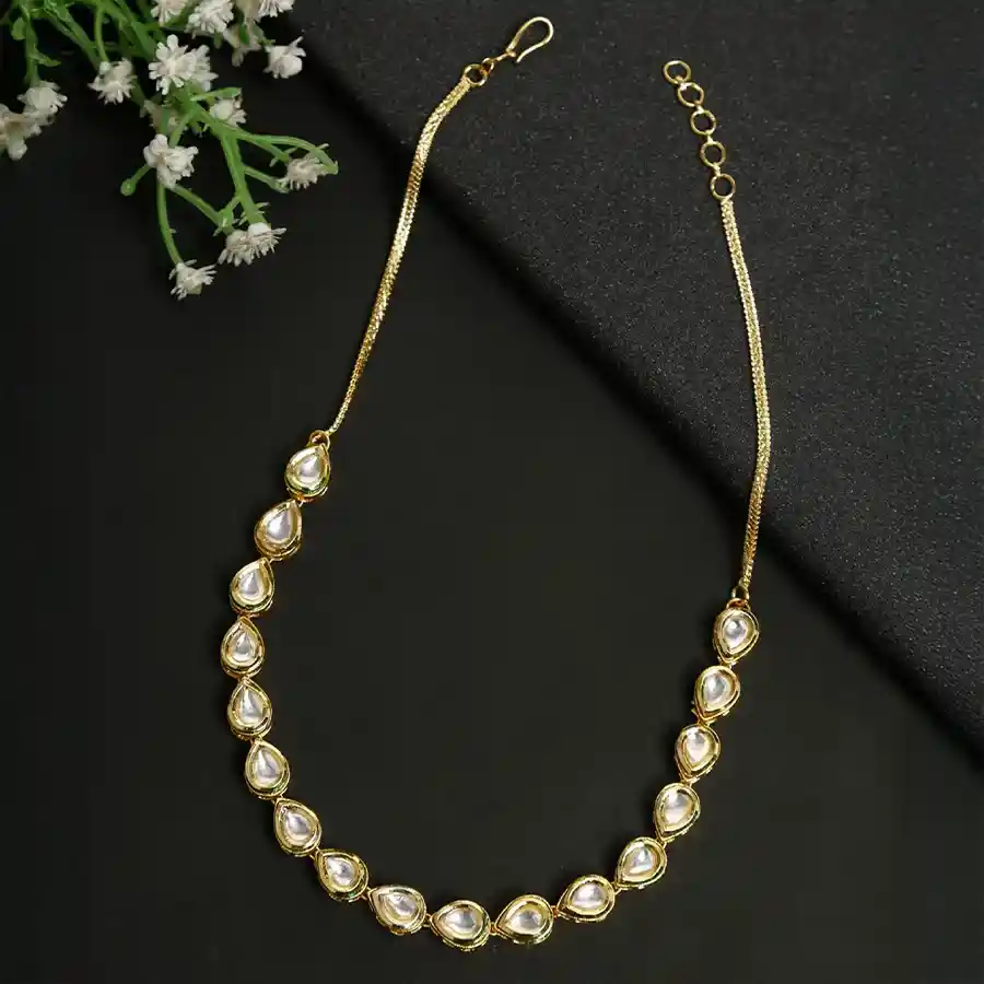 Luxe Kundan Neckpiece