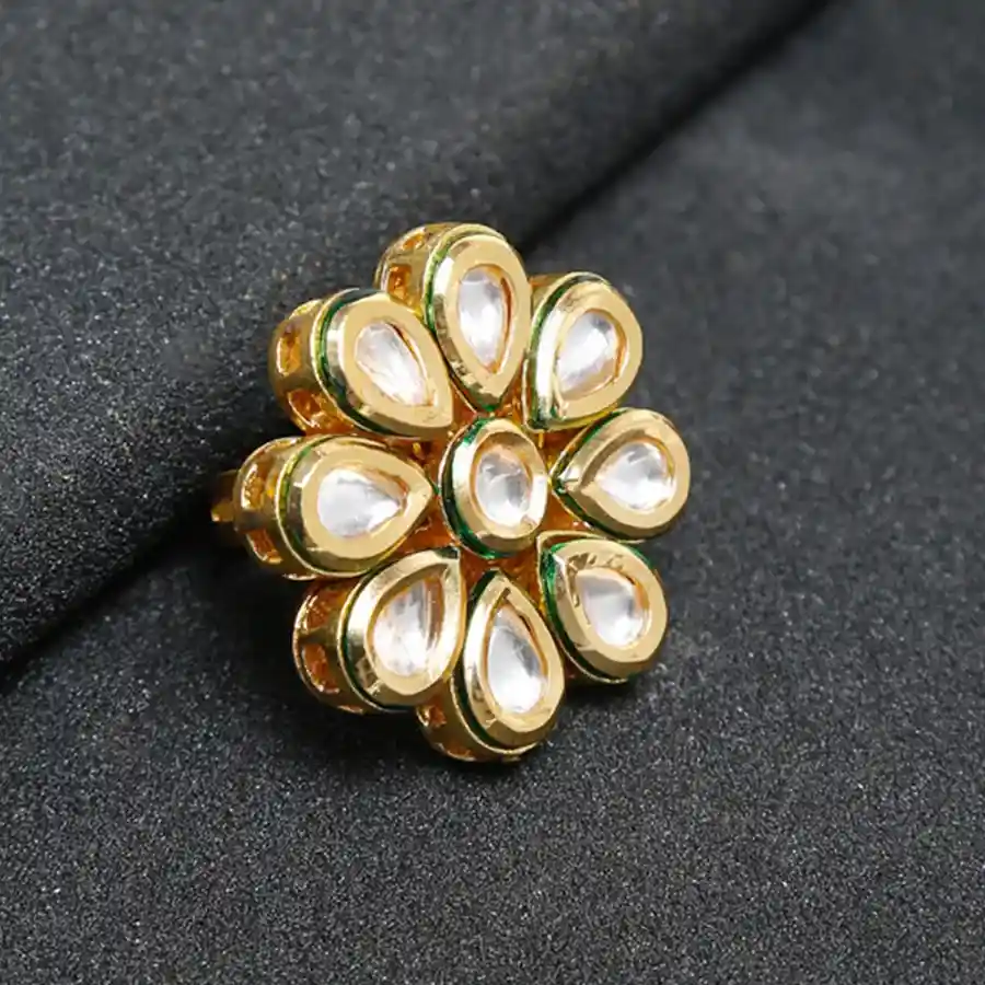 Chic Kundan Ring