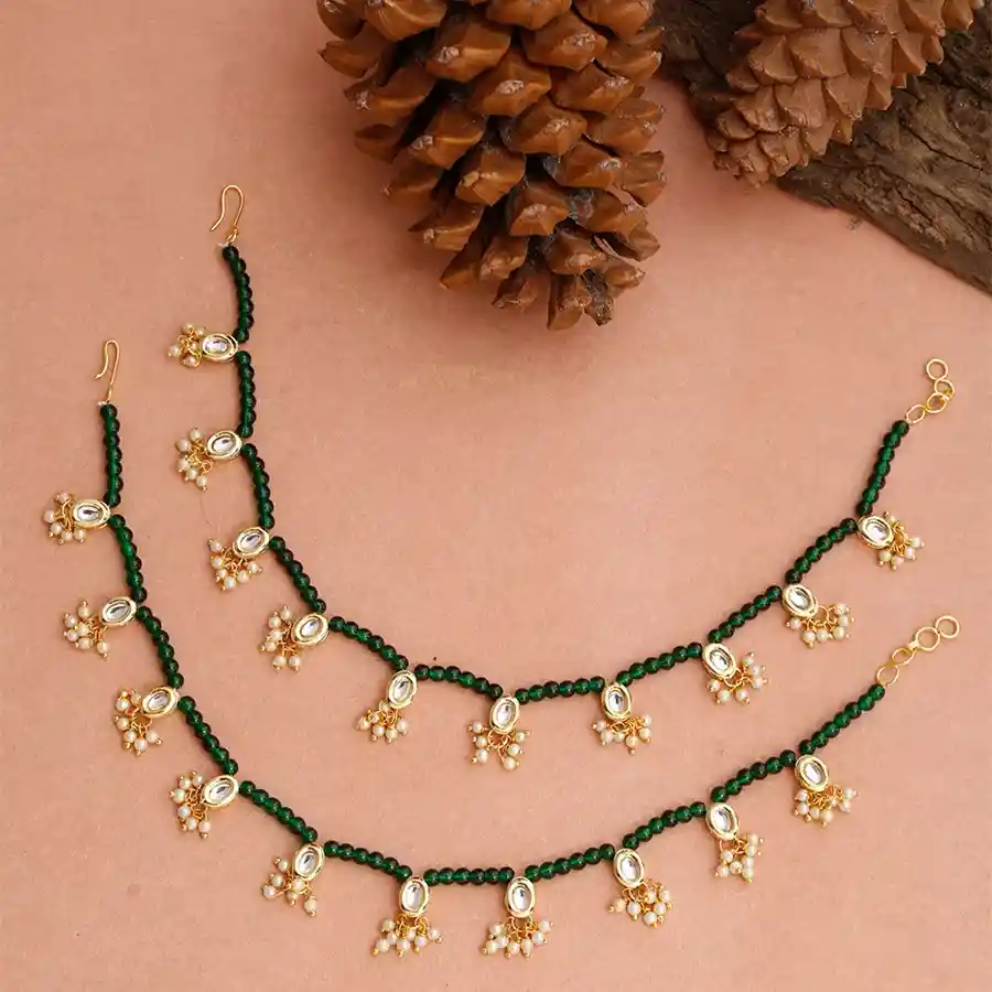 Sparkling Green Beads Kundan Anklets