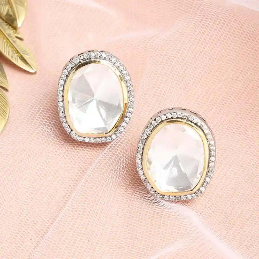 Classic Kundan Studs