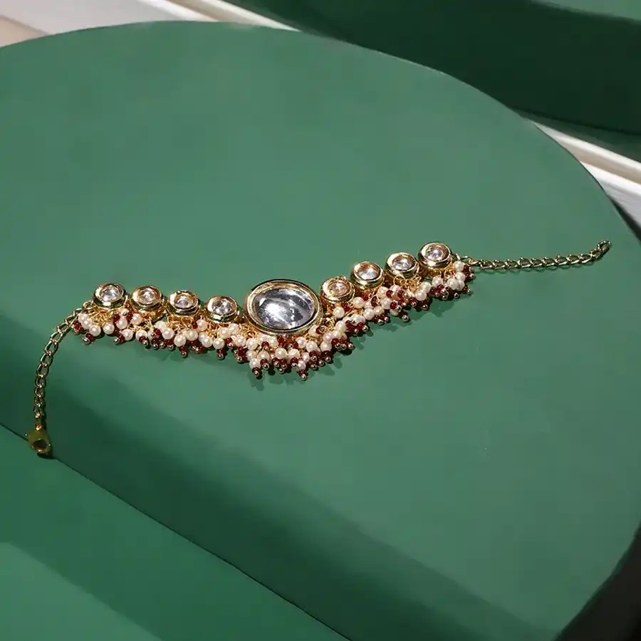 Color Splash Kundan Wristlet