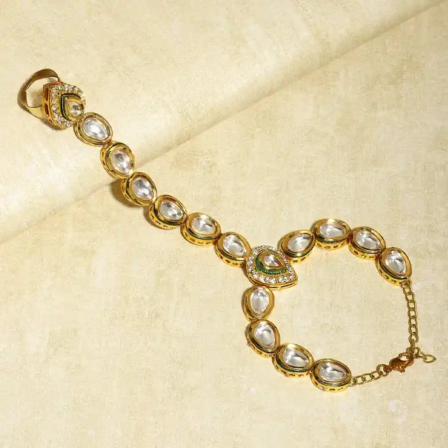 Chic Kundan Sparkle Bracelet