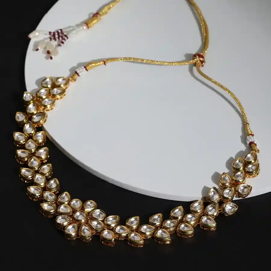 Classic Kundan Delight