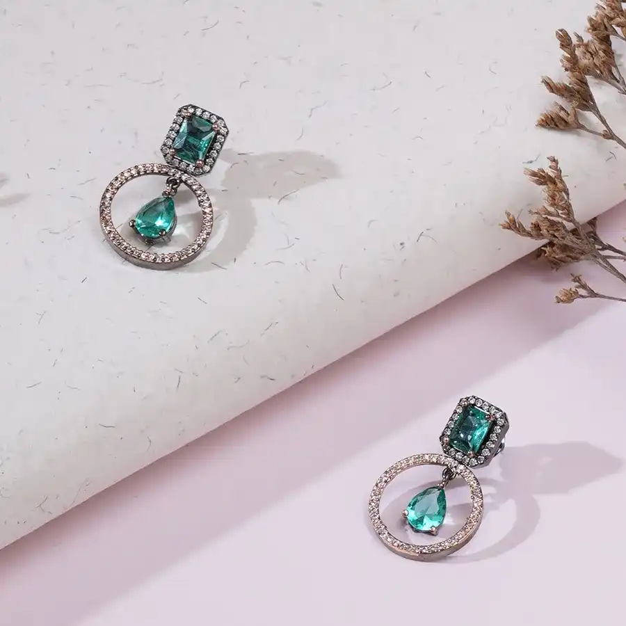Classic Green Chic Earrings