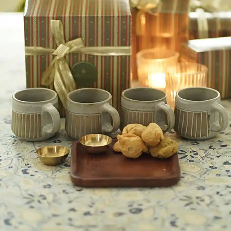 Elegant Mandava Tea Ceremony Gift Set