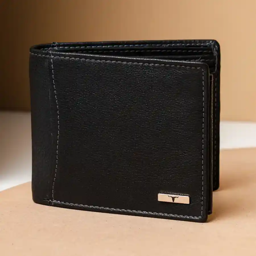 Exquisite Urban Forest Gents Wallet in Black Made of Genuine Leather