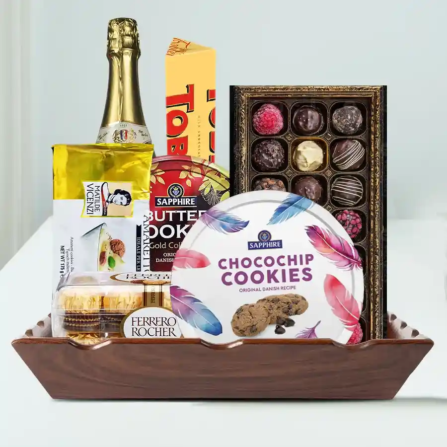 Amazing Assorted Chocos N Cookies Gift Tray