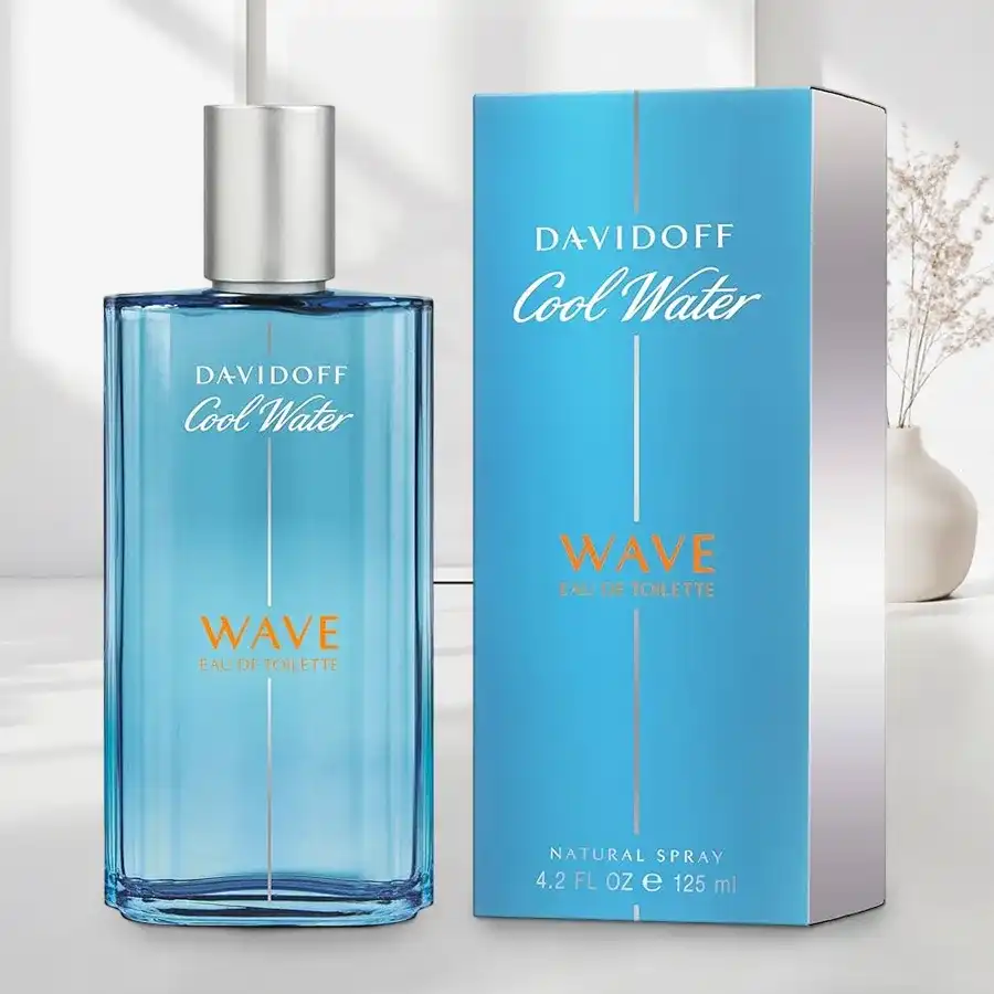 125ml bottle of DAVIDOFF Cool Water Wave Man Eau de Toilette, embodying freshness and oceanic vibes.