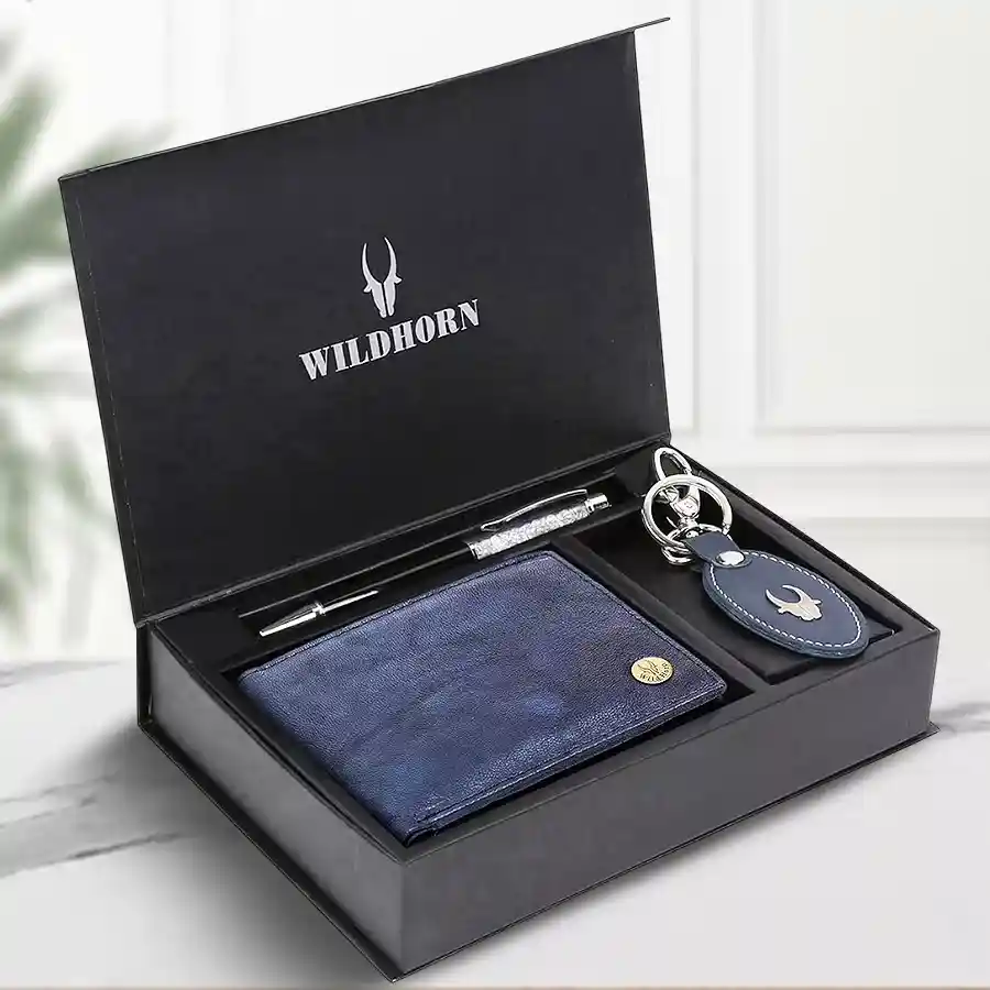 Stylish WildHorn Leather Wallet Set with Keychain and Pen
