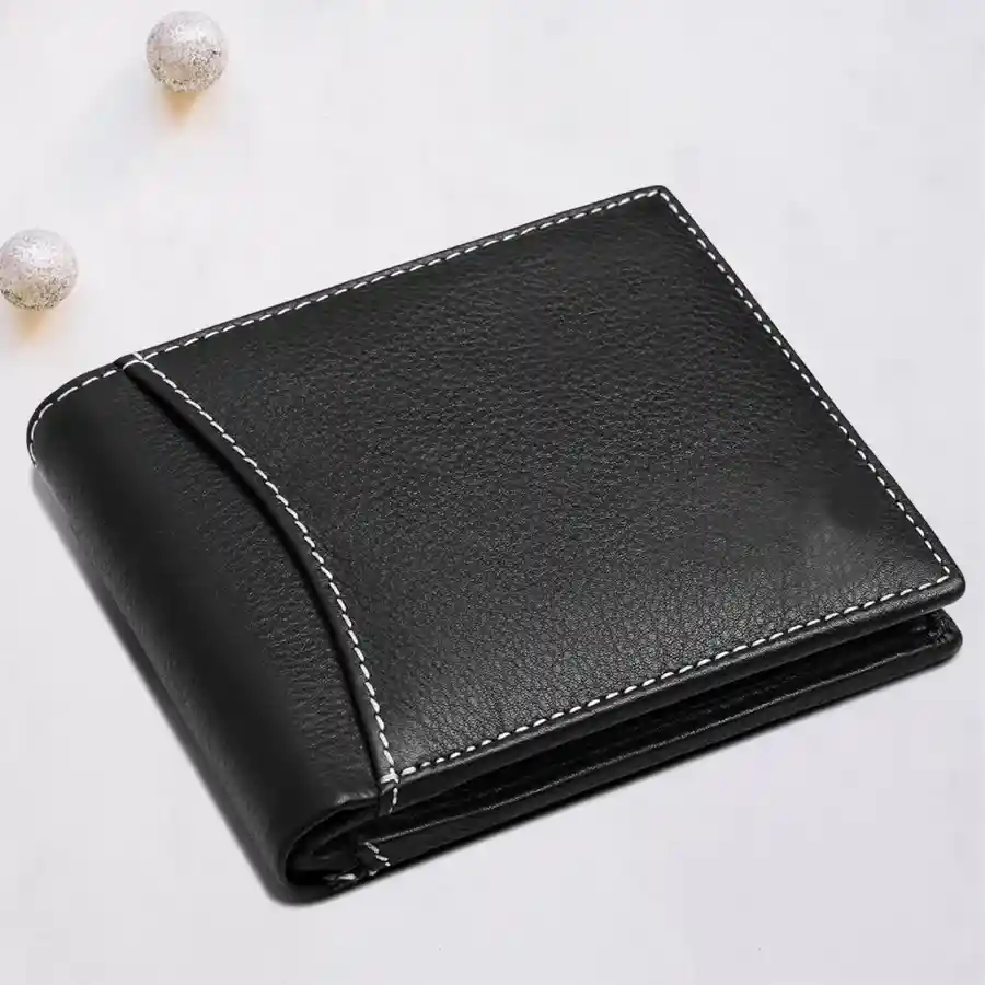 Sleek RFID Leather Wallet for Men in black with 6 card slots and RFID protection. Perfect for stylish organization and security.