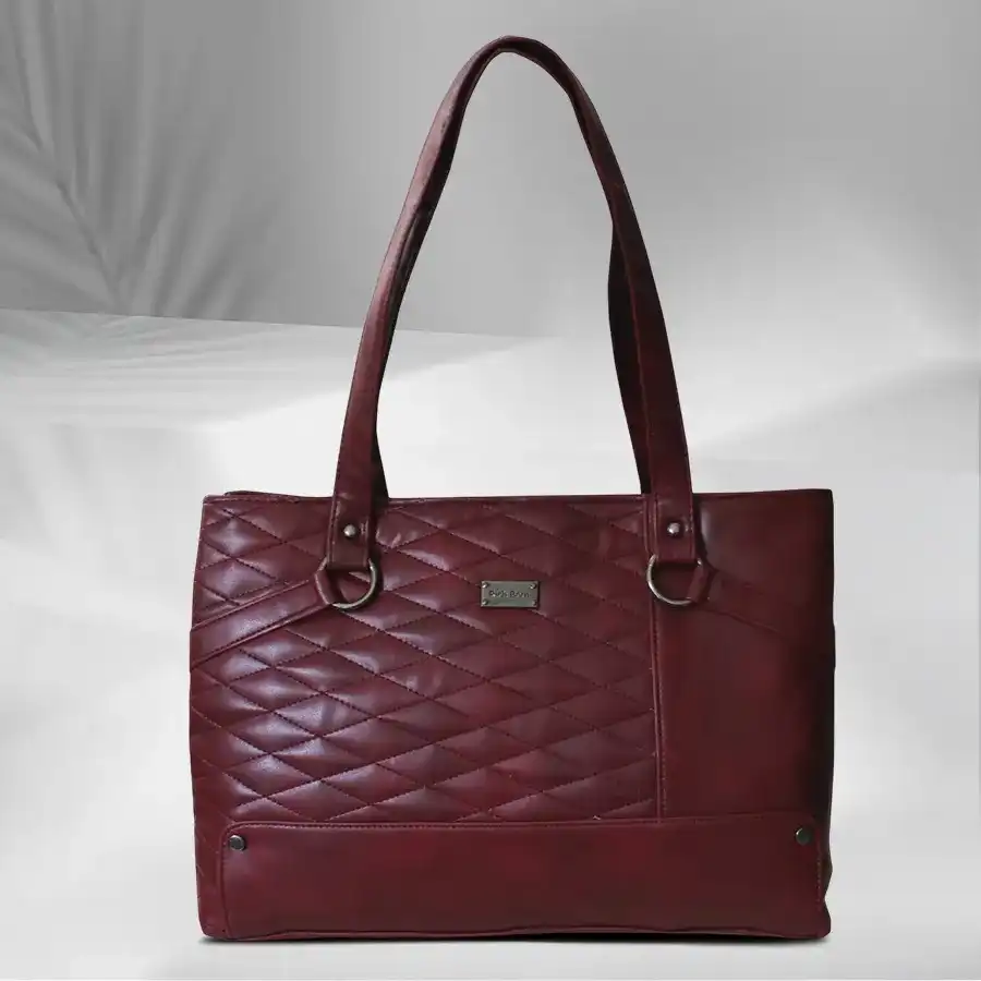 Extra Suave Brown Shoulder Bag for Ladies with Double Zip and Faux Leather Material.